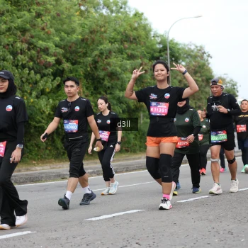 Runner Photo 3735866