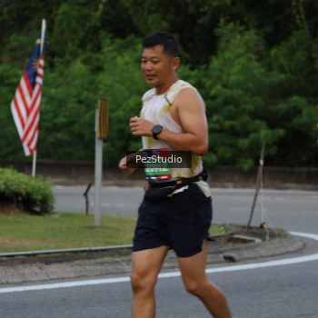 Runner Photo 3735868