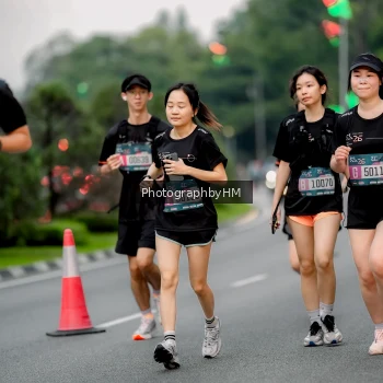 Runner Photo 3735890