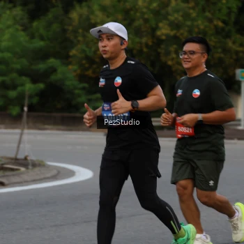 Runner Photo 3735901