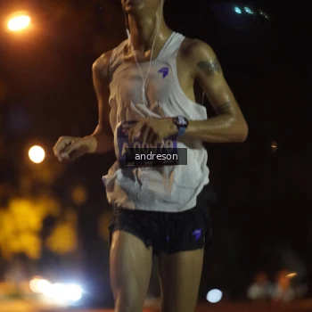 Runner Photo 3735916