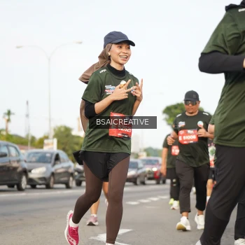 Runner Photo 3735917