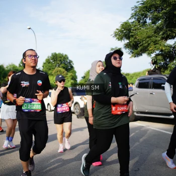Runner Photo 3735951