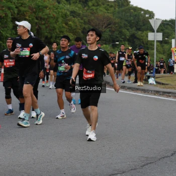 Runner Photo 3735979