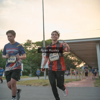 Runner Photo 3736011