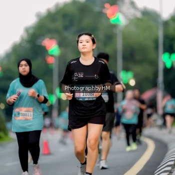 Runner Photo 3736012