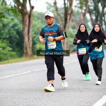 Runner Photo 3736013
