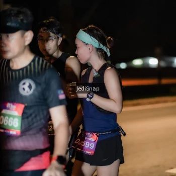 Runner Photo 3736022
