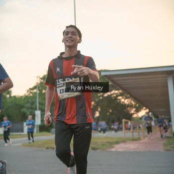 Runner Photo 3736038