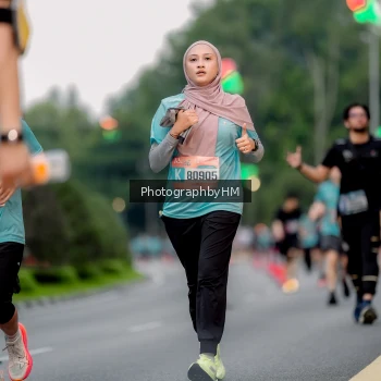 Runner Photo 3736074