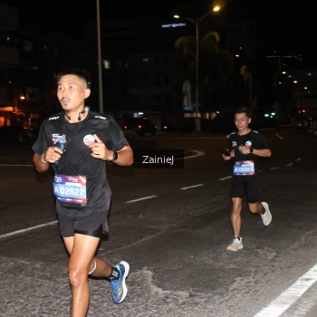 Runner Photo 3736093