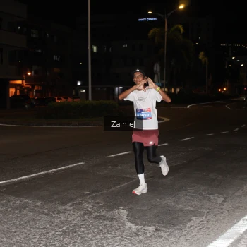 Runner Photo 3736115