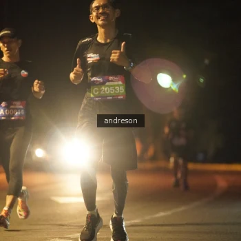 Runner Photo 3736119