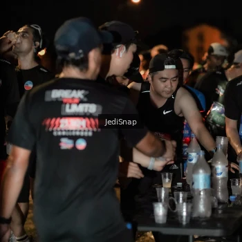 Runner Photo 3736151