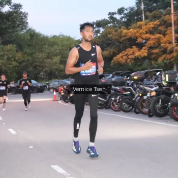 Runner Photo 3736181