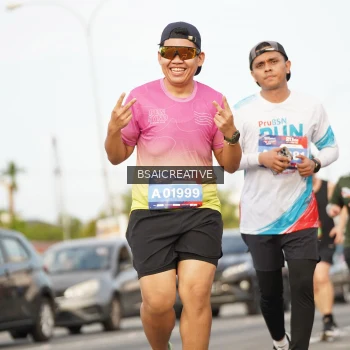 Runner Photo 3736185