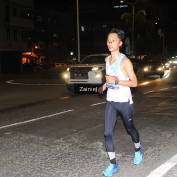 Runner Photo 3736251