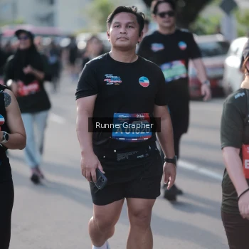 Runner Photo 3736253