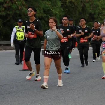 Runner Photo 3736258