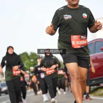 Runner Photo 3736263