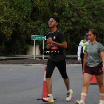 Runner Photo 3736292