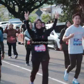 Runner Photo 3736359