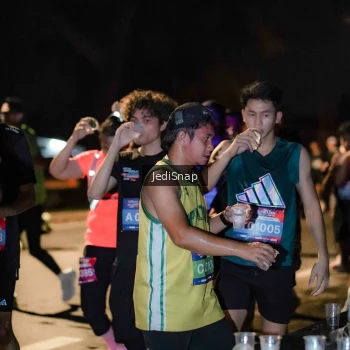 Runner Photo 3736390