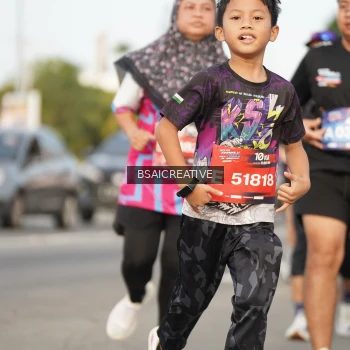 Runner Photo 3736512