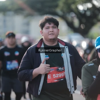 Runner Photo 3736579