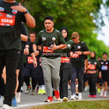 Runner Photo 3736596