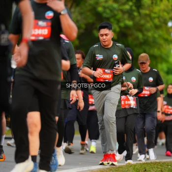 Runner Photo 3736597