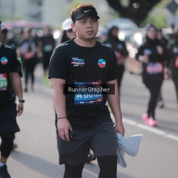 Runner Photo 3736676