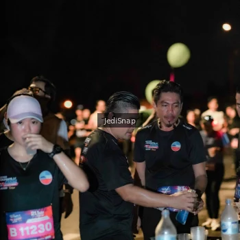 Runner Photo 3736684