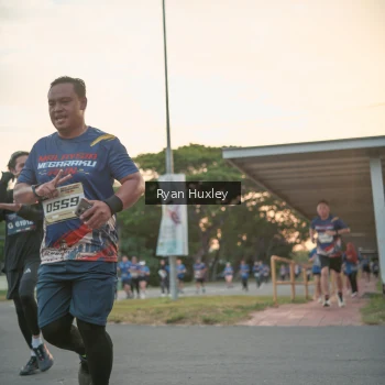 Runner Photo 3736687