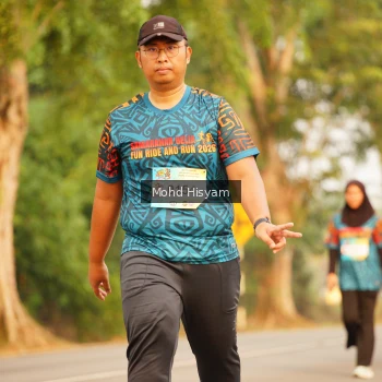 Runner Photo 3736702