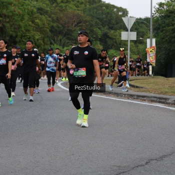 Runner Photo 3736704