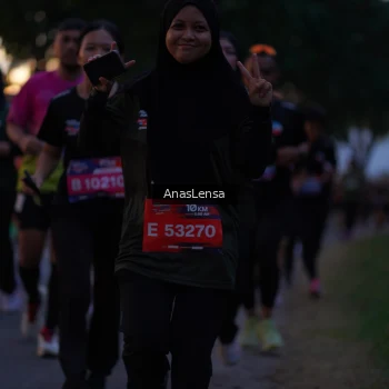 Runner Photo 3736710