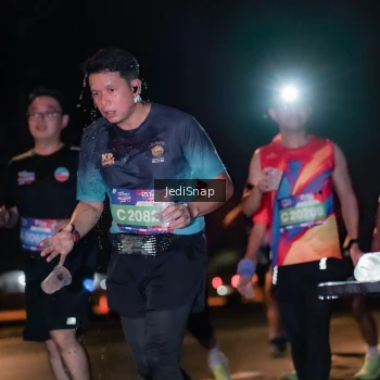 Runner Photo 3736714