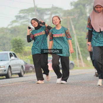 Runner Photo 3736717