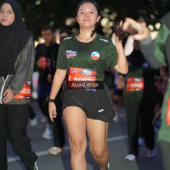 Runner Photo 3736741