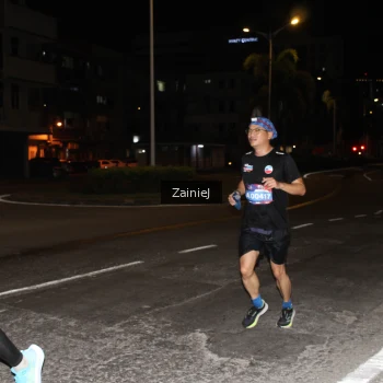 Runner Photo 3736748