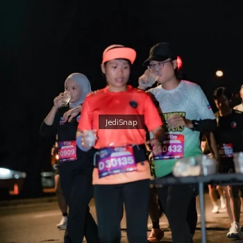 Runner Photo 3736751