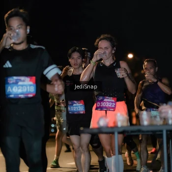 Runner Photo 3736774