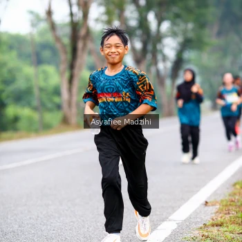 Runner Photo 3736795