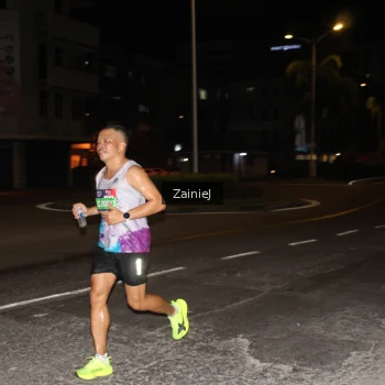 Runner Photo 3736861