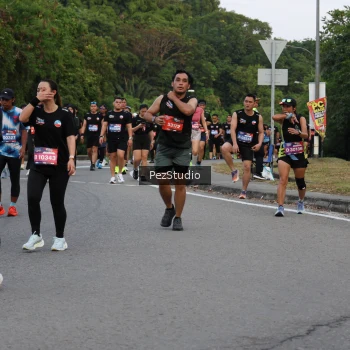 Runner Photo 3736872