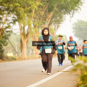 Runner Photo 3736913
