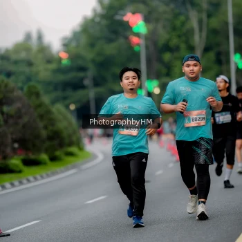 Runner Photo 3736994