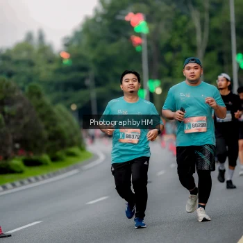 Runner Photo 3737002