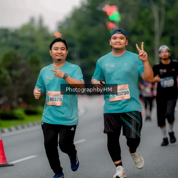 Runner Photo 3737072